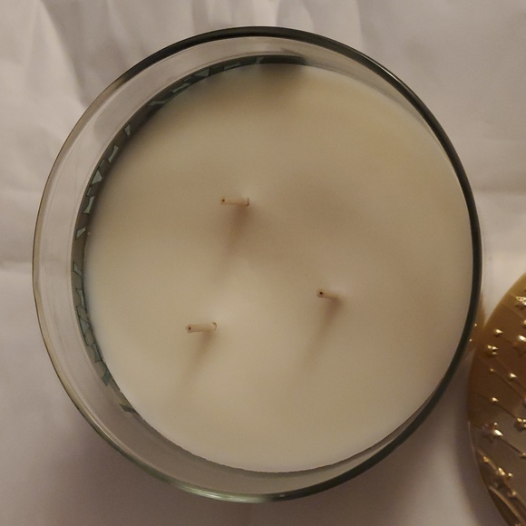 NWT Bath & Body Works Mahogany Balsam Scented 3 Wick Candle - Picture 6 of 6